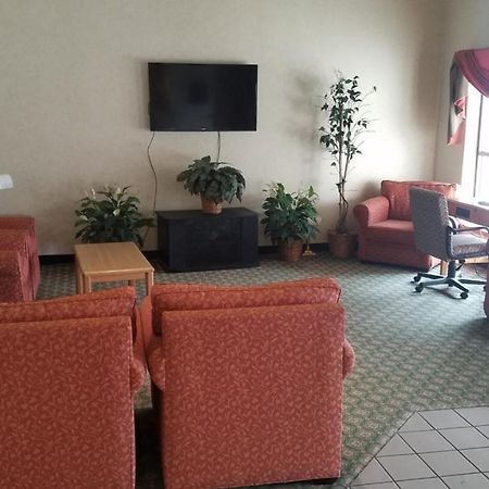 Syracuse Inn And Suites Exteriör bild